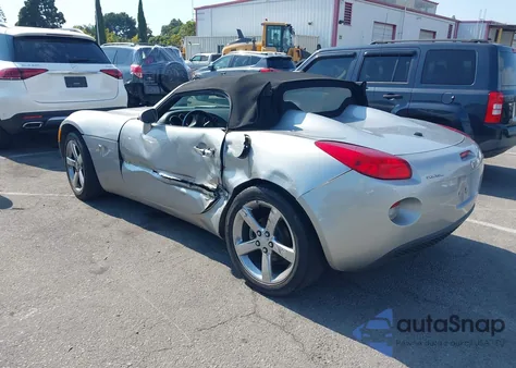 2006 Pontiac Solstice z USA, uszkodzony, nr VIN 1G2MB33B86Y106947